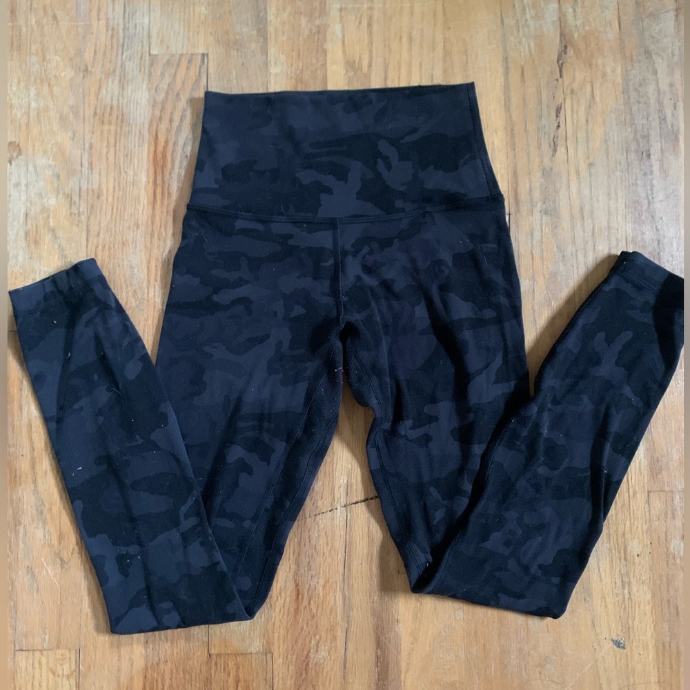 Lulu lemon Align Leggings 28 “ size 2